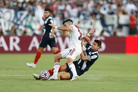 مصيره معلق واستحق الفوز.. تعليق الصحف الأرجنتينية على تعادل ريفر بليت أمام مونتيري